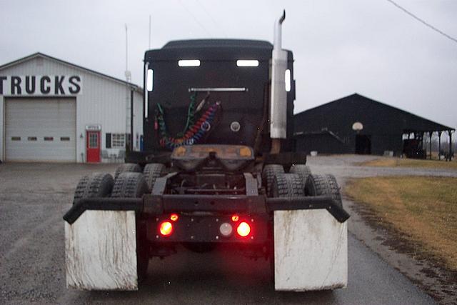 2004 INTERNATIONAL 9900 Sparta KY 41086 Photo #0025012A