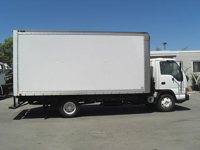 2004 ISUZU NPR San Diego CA 92154 Photo #0025015D