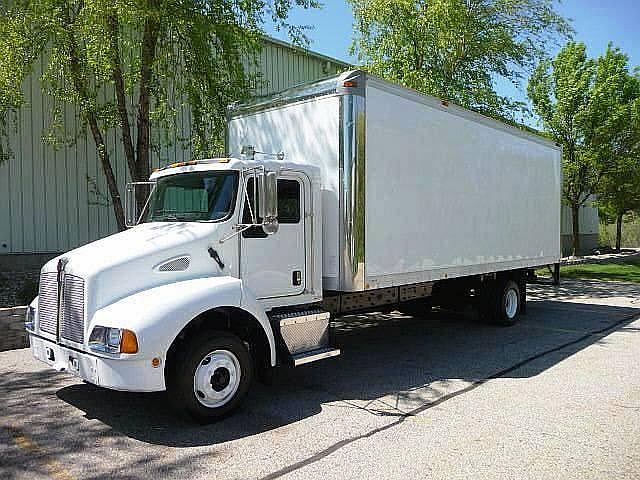 2004 KENWORTH T300 Grand Rapids MI 49548 Photo #0025019A