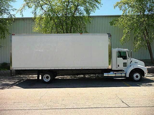 2004 KENWORTH T300 Grand Rapids MI 49548 Photo #0025019A