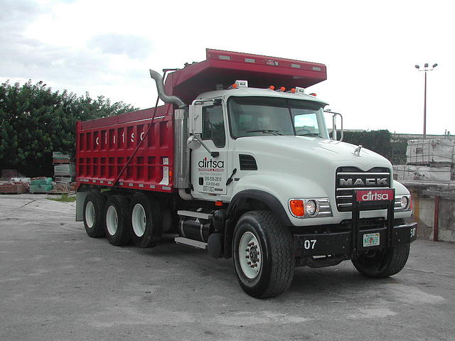 2004 MACK CV713 Hialeah FL Photo #0025028A