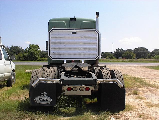 2004 MACK VISION Winnsboro LA 71295 Photo #0025030C