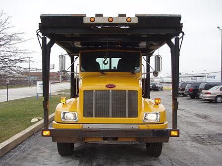 2004 PETERBILT 335 Bridgeview IL 60455 Photo #0025034D