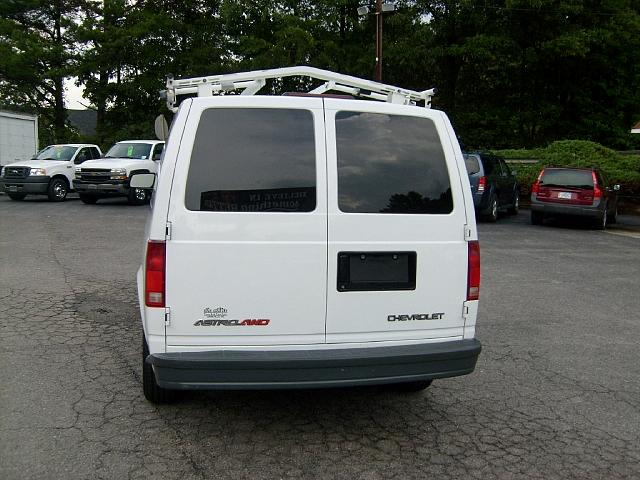 2005 CHEVROLET ASTRO Asheville NC 28806 Photo #0025053A