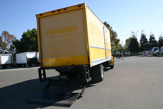 2005 HINO 268 San Jose CA 95116 Photo #0025085A