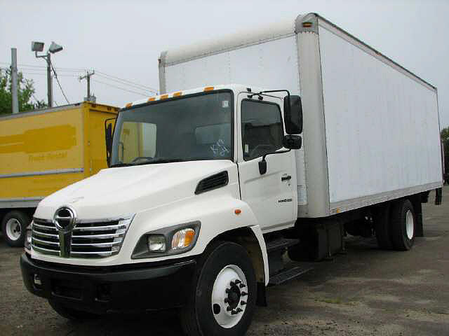 2005 HINO 338 Middletown CT 06457 Photo #0025089A