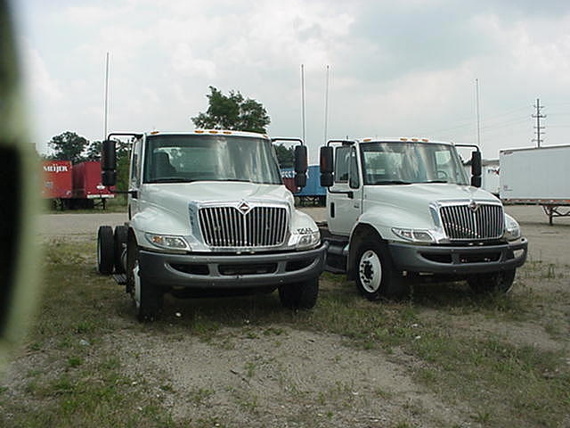 2005 INTERNATIONAL 4300 Grand Rapids MI 49508 Photo #0025092A