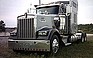 Show the detailed information for this 2005 KENWORTH W900L.