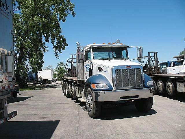 2006 PETERBILT 335 Cincinnati OH 45241 Photo #0025221C