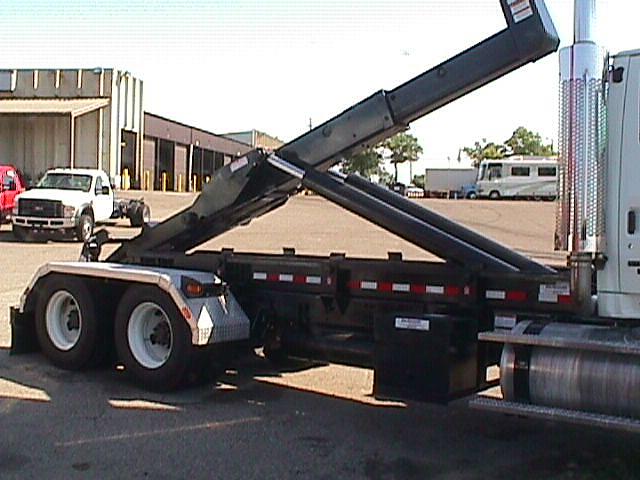 2006 STERLING LT9513 Hooklif Livonia MI 48150 Photo #0025226E