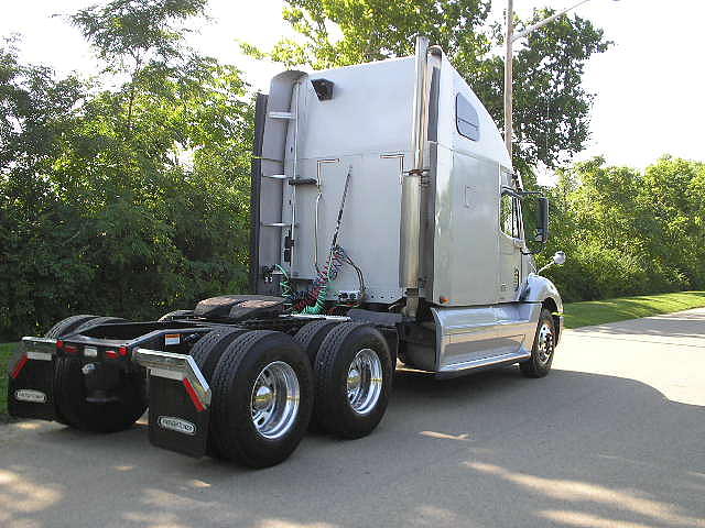 2007 FREIGHTLINER CL120 Cincinnati OH 45241 Photo #0025275A