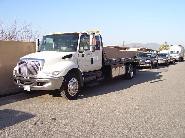 2007 IHC 4300 Ontario CA 92026 Photo #0025290A