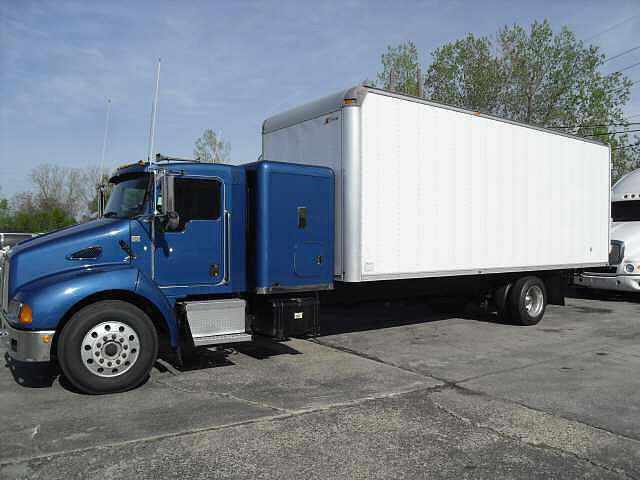 2007 KENWORTH T300 Fort Wayne IN 46803 Photo #0025302A