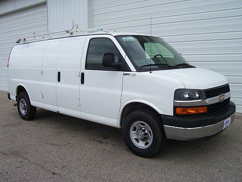 2008 CHEVROLET 2500 EXPRESS V Waterford WI 53185 Photo #0025339G