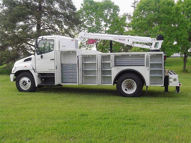 2008 HINO 338 Olathe KS 66062 Photo #0025442A