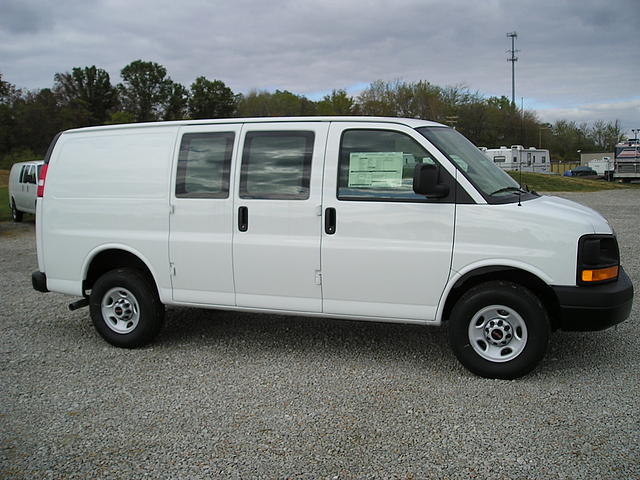 2009 GMC SAVANA G2500 Batavia OH 45103 Photo #0025664A