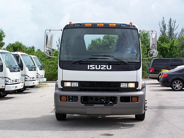 2009 ISUZU FTR Riviera Beach FL 33404 Photo #0025679A