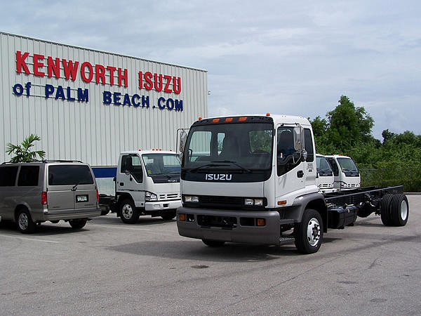 2009 ISUZU FTR Riviera Beach FL 33404 Photo #0025679A