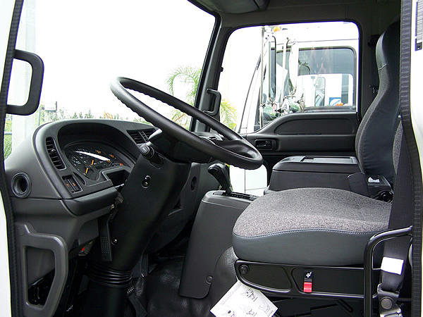 2009 ISUZU FTR Riviera Beach FL 33404 Photo #0025679A