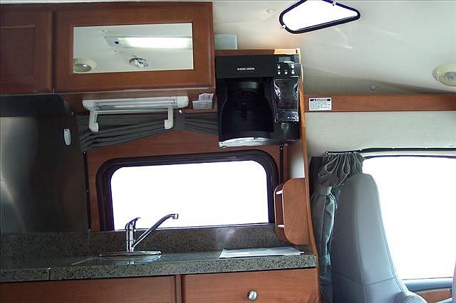 2009 ROADTREK MOTORHOME 210POPULAR Souderton PA 18964 Photo #0025849A