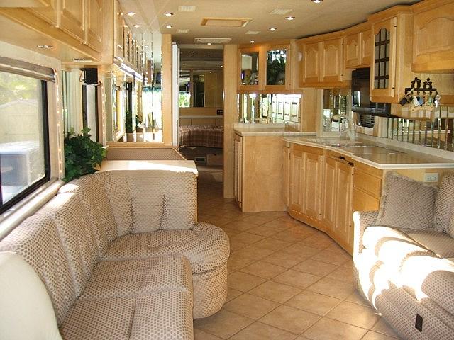 2000 COUNTRY COACH Affinity Custom Bed&Break Fort Myers FL Photo #0025984A