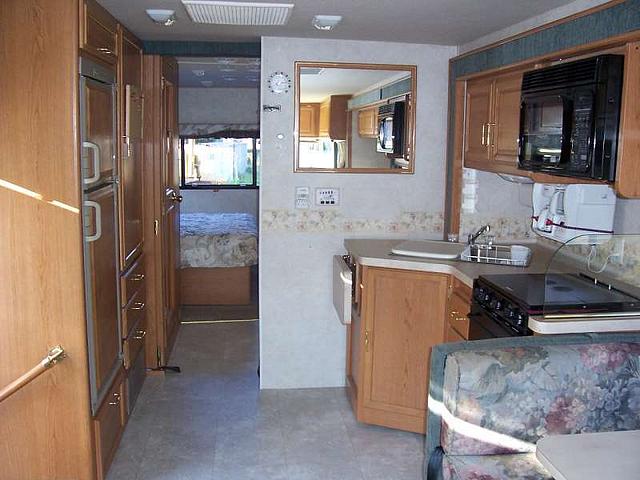 2000 FLEETWOOD RV SOUTHWIND 34D Kingston NH 03848 Photo #0026013A