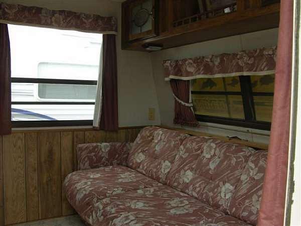 1989 Coachmen 270 SB Rochester MN 55901 Photo #0026116B