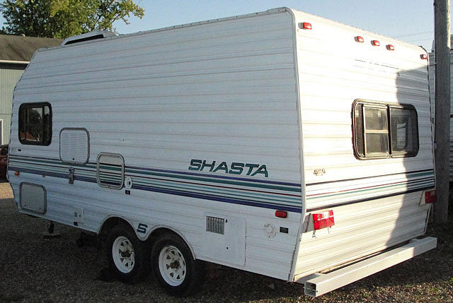 1992 SHASTA 175MB Laurie MO 65037 Photo #0026297A