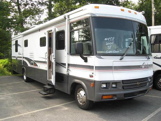 2000 WINNEBAGO ADVENTURER 37G North Smithfie RI 02896 Photo #0026330K