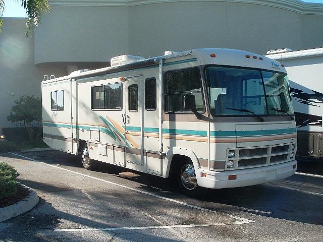 1994 FLEETWOOD FLAIR 30H Nokomis FL 34275 Photo #0026428A