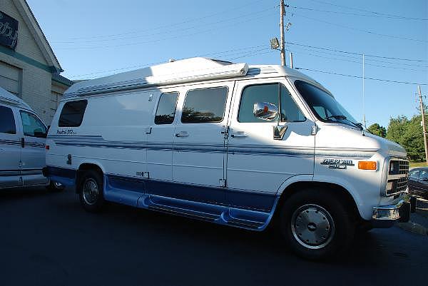 1995 Roadtrek 210 Popular, Price $18,000.00, St. Louis, MO, 97,000 Miles, Stock Number 210p ...