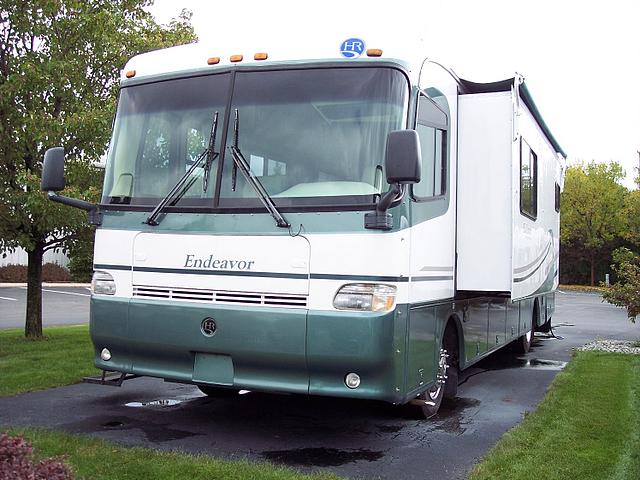 1998 HOLIDAY RAMBLER ENDEAVOR 37WDS Grand Rapids MI 49548 Photo #0027011A