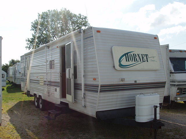 1999 KEYSTONE HORNET 32R Fremont OH 43420 Photo #0027337A