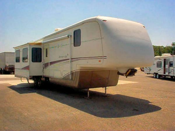 1999 Newmar KOUNTRY AIRE 38KSWB Andover KS 67002 Photo #0027399A