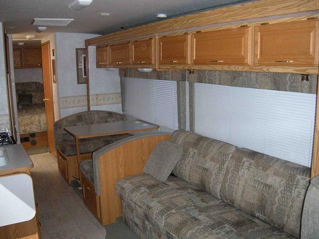 2003 Winnebago Sightseer WFD30B Hawthore CA Photo #0027622E