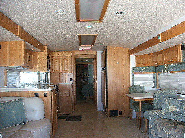 2003 WINNEBAGO ULTIMATE ADVANT 40K Katy TX 77494 Photo #0027623A