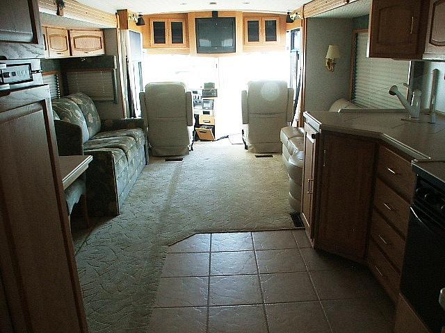 2003 WINNEBAGO ULTIMATE ADVANT 40K Katy TX 77494 Photo #0027623A