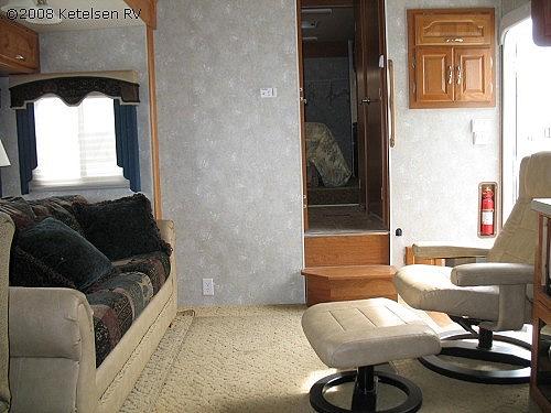 2004 COACHMEN SOMMERSET 299RKS Hiawatha IA 52233 Photo #0027692A