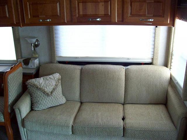 2004 HOLIDAY RAMBLER SCEPTER 38 PST Tulsa OK 74112 Photo #0027836F