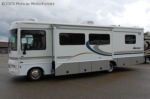 2004 WINNEBAGO SIGHTSEER 30B Grand Rapids MI 49548 Photo #0028017K