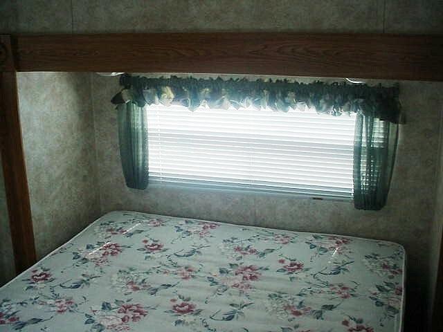 2005 COACHMEN CASCADE 39 FLS Newfield NJ 08344 Photo #0028097E