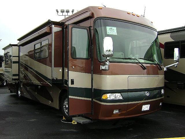 2005 MONACO WINDSOR 38PDQ Boerne TX 78006 Photo #0028540A