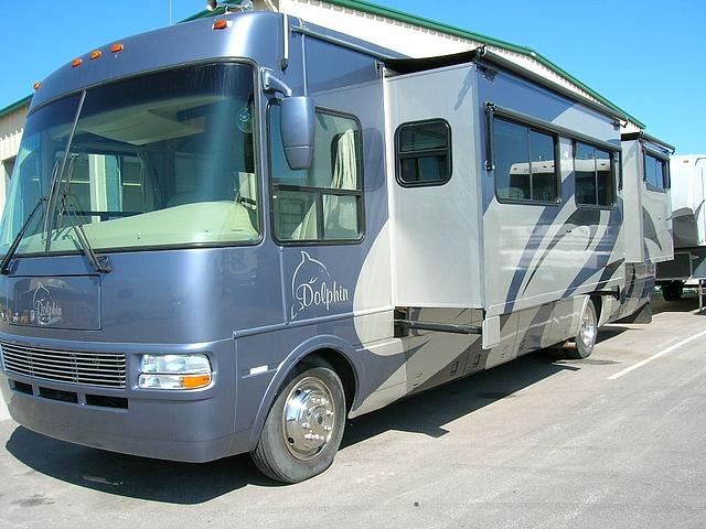 2005 NATIONAL RV DOLPHIN 5375 Rapid City SD 57702 Photo #0028546A