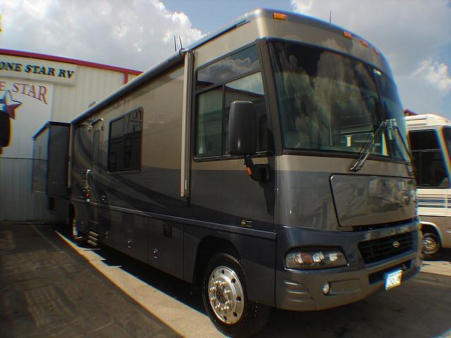 2005 WINNEBAGO ADVENTURE M38J Harker Heights TX 76548 Photo #0028620J