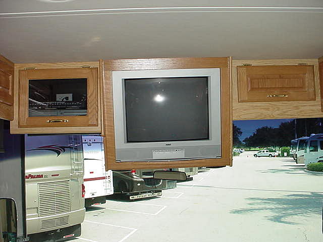 2006 HOLIDAY RAMBLER MOTORHOME NEPTUNE Nokomis FL 34275 Photo #0028971J