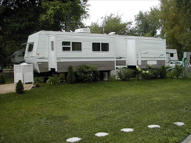 2006 LAYTON PARK TRAILER 3260 La Crosse WI 54601 Photo #0029220G