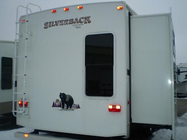 2007 FOREST RIVER SILVERBACK 33LBHTS Duluth MN 55811 Photo #0029705A