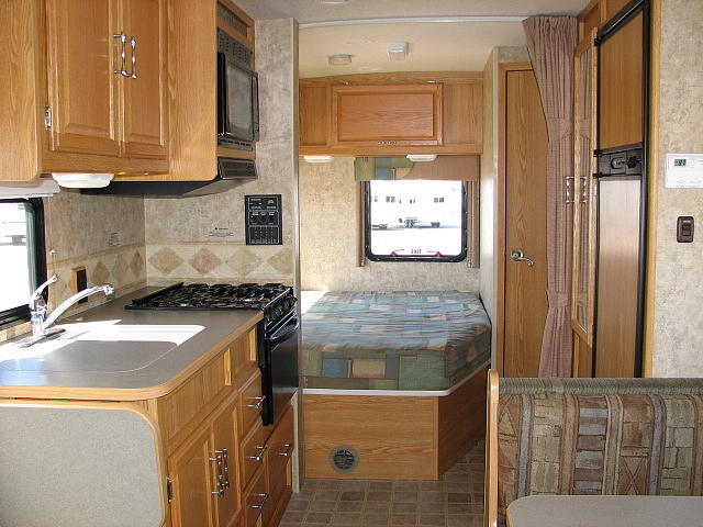 2007 WINNEBAGO CHALET 24VR Mesa AZ 85213 Photo #0030300A