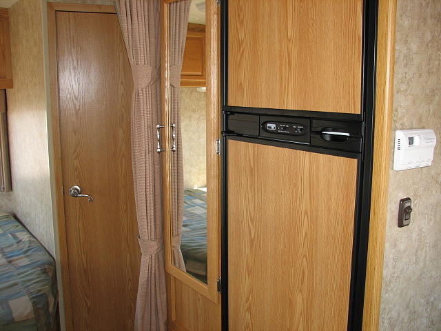 2007 WINNEBAGO CHALET 24VR Mesa AZ 85213 Photo #0030300A