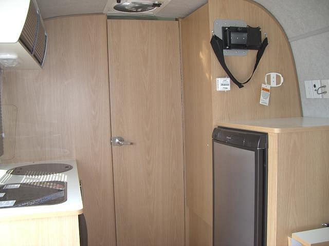 2008 AIRSTREAM SAFARI SPORT 17 Dover FL 33527 Photo #0030351A